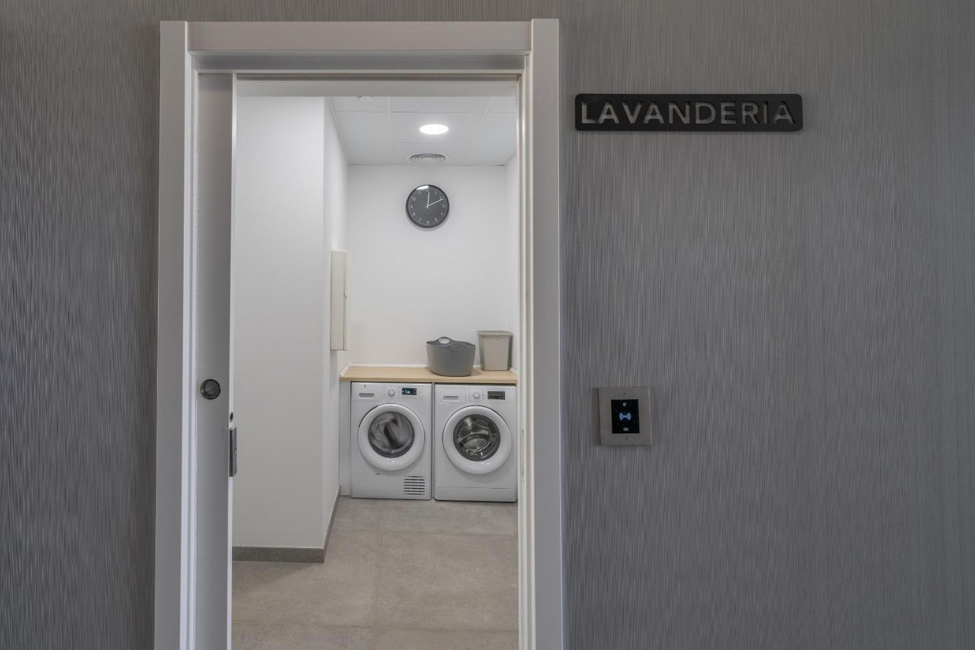 Apartment Xpce Urban 9 Skyline - Parking Free