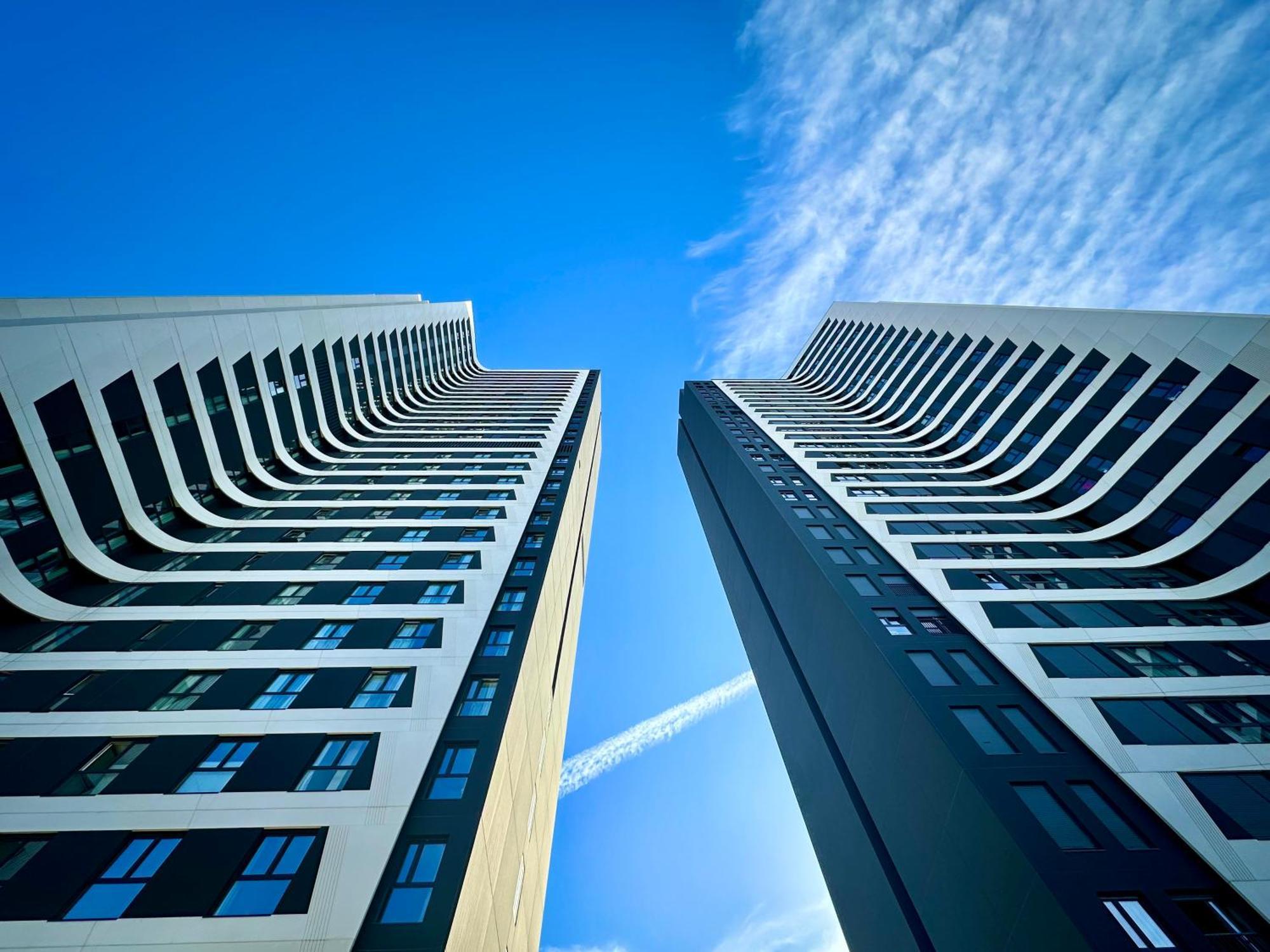 Xpce Urban 9 Skyline - Parking Free *