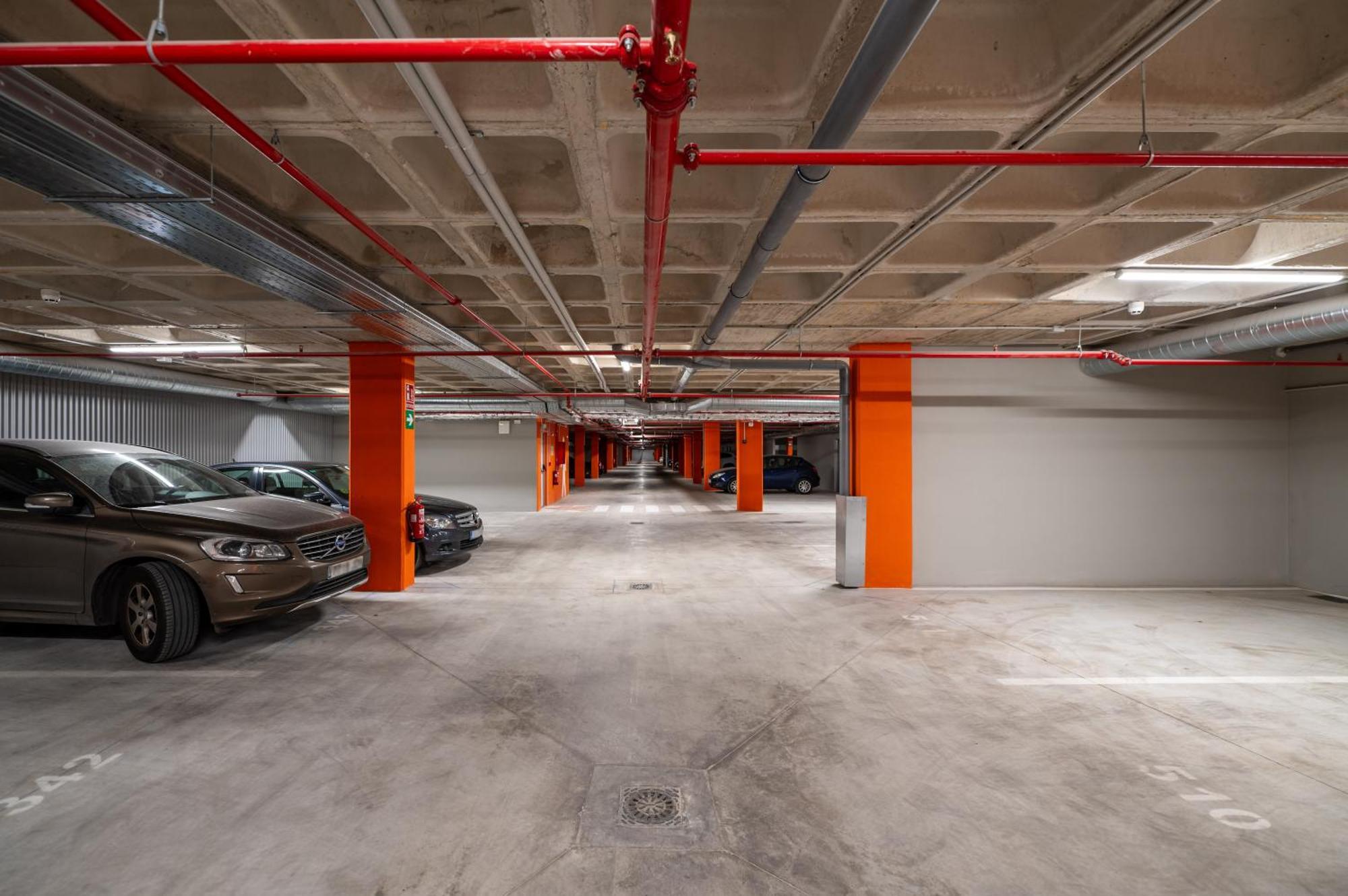 Xpce Urban 9 Skyline - Parking Free *